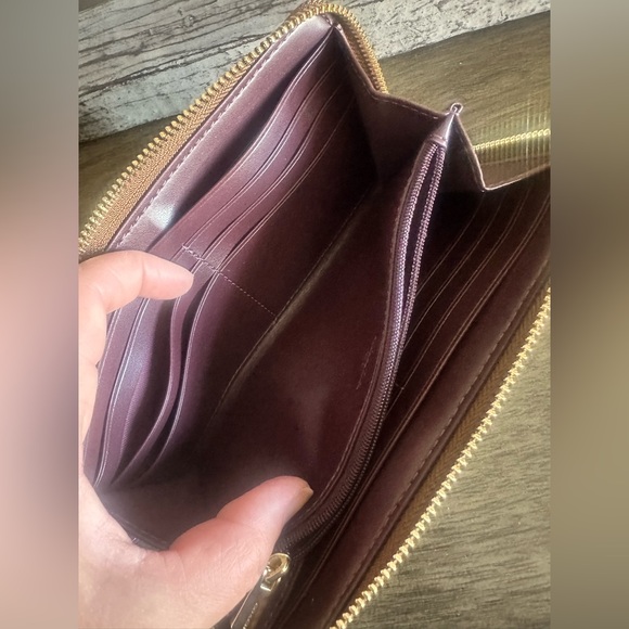 Coach Accordion Zip Wallet Signature Victorian Floral Print - Picture 5 of 11